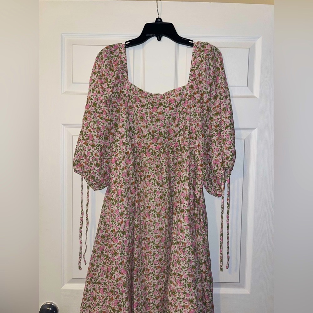 Floral square neck puff sleeve with ties boutique dress